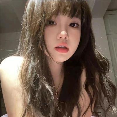 背带短裤丧尸来袭